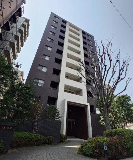 建物外観　オートロック完備