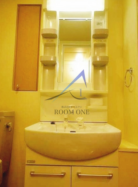 洗面設備　洗面台です。