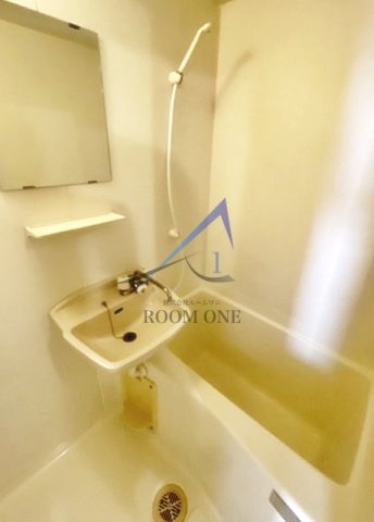 バス・シャワールーム　お風呂です。