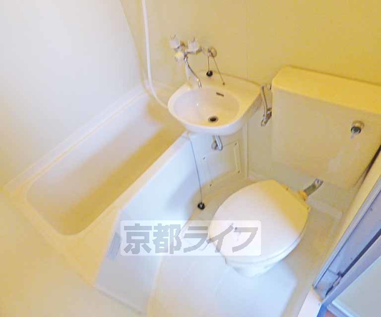 バス・シャワールーム　浴室です。