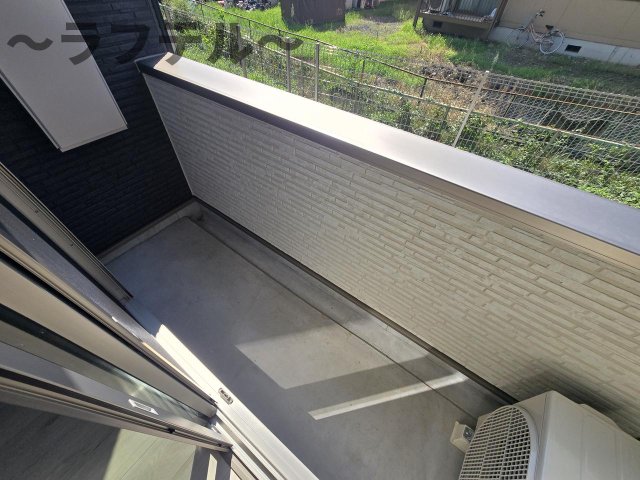 バルコニー　別部屋イメージ