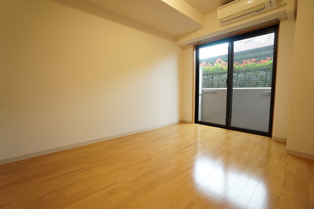 居室・リビング　別部屋の写真です。