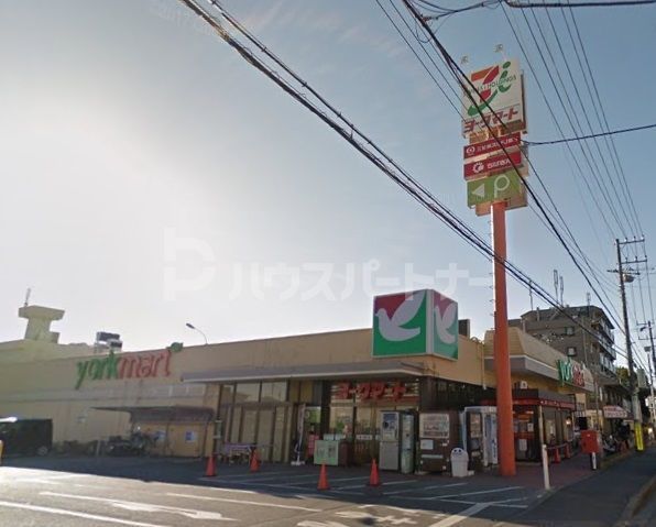スーパー　ヨークマート夏見台店（スーパー）まで30m