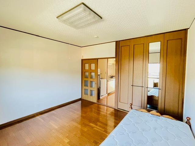 クロワッサンIIの居間写真