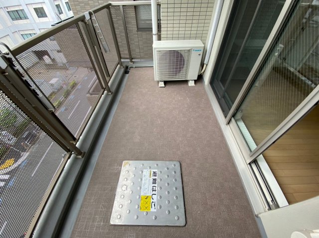 バルコニー　別室参考画像です。