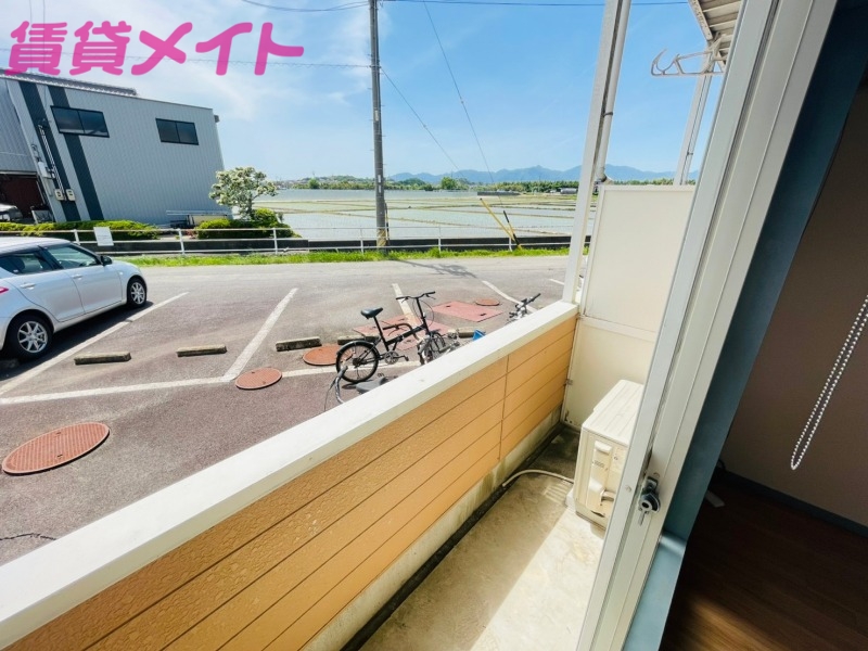 バルコニー　別部屋参考写真です