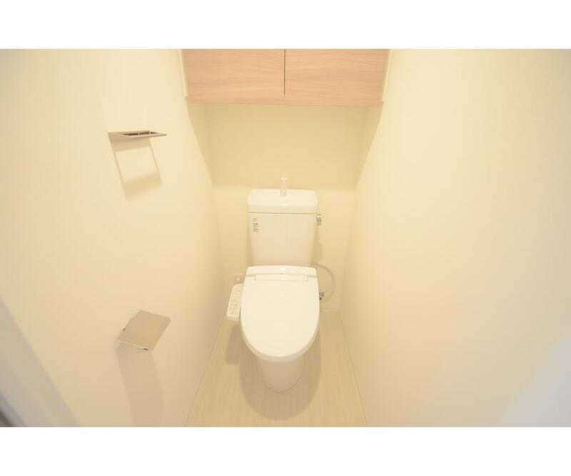 トイレ　温水洗浄便座付き♪