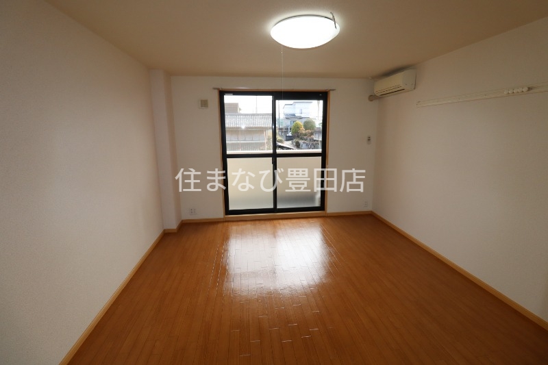 居室・リビング　同型タイプ