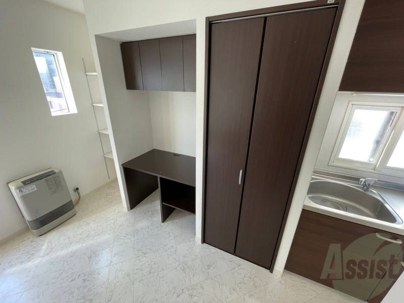 収納　クローゼットがありました。お洋服や荷物はここへ