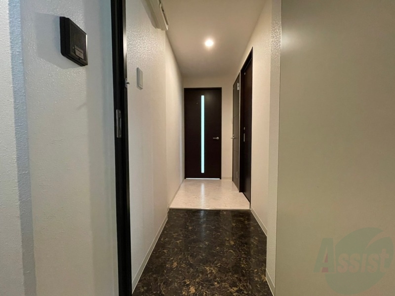 玄関　玄関から見た景色はこちらです。イメージできますか。