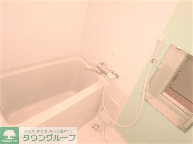 バス・シャワールーム　同タイプ代表写真となり設備仕様は一部異なる場合があります。