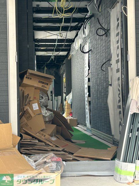 エントランス　バルコニー