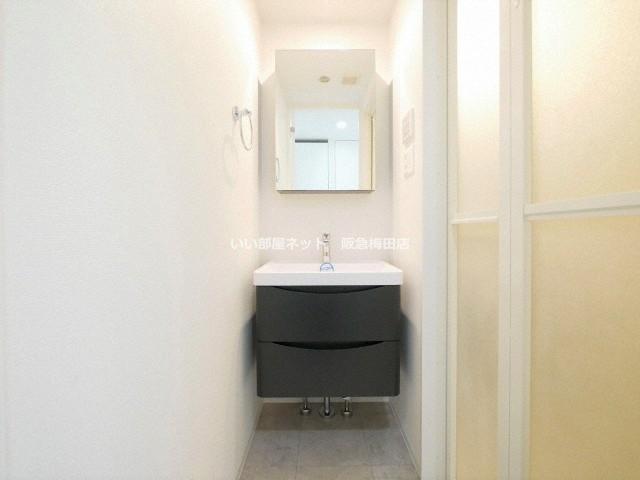 洗面設備　同仕様