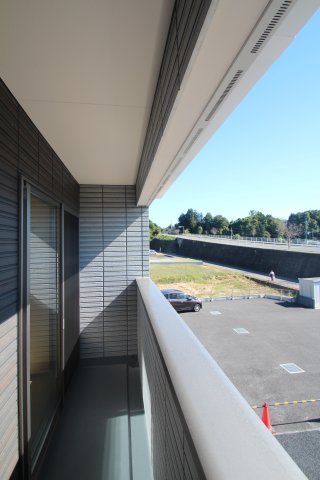 バルコニー　南面⇔日当たり良好