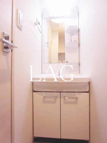 洗面設備　洗面台です。