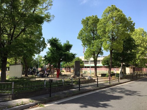 公園　九条東公園（公園）まで451m