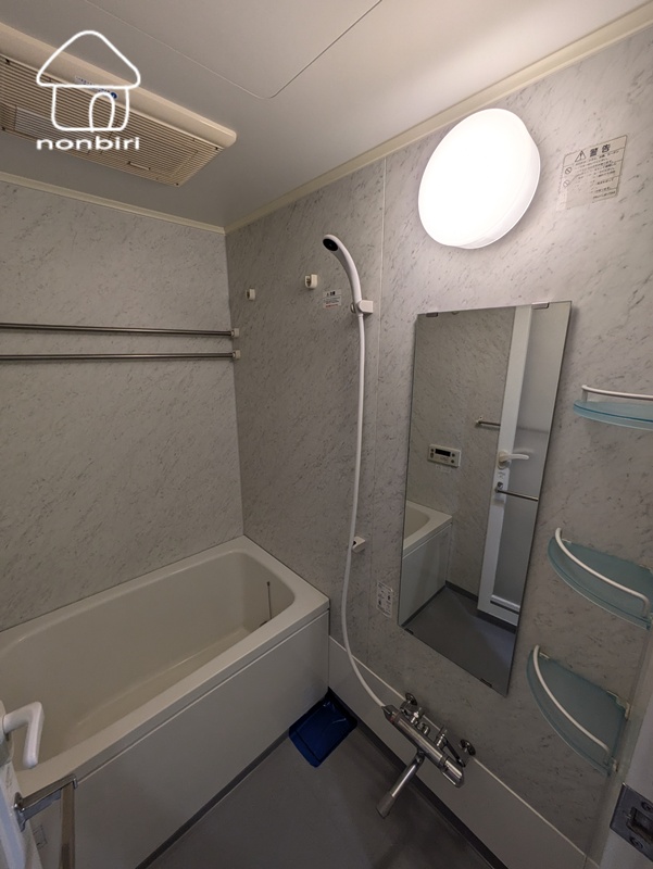 バス・シャワールーム　一日の疲れを癒しましょう