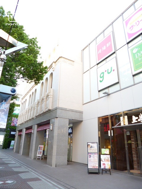 ショッピングセンター　ユニクロカトレヤプラザ伊勢佐木店（ショッピングセンター）まで512m