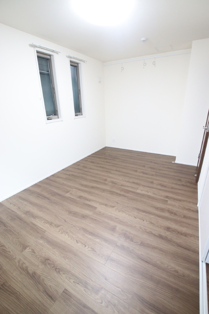 その他部屋・スペース　【洋室７．１帖】ウォークインクローゼット付きのお部屋