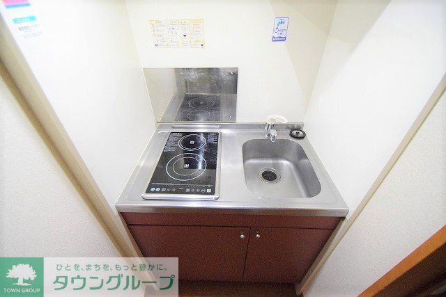 キッチン　仕様・設備は現況と異なる場合がございます