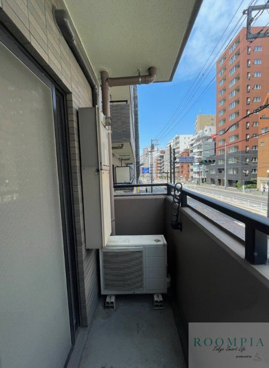 バルコニー　※同タイプの別のお部屋です。