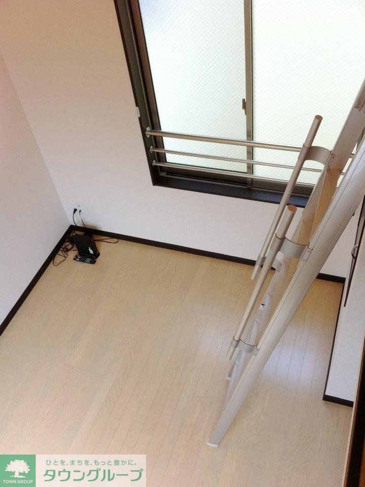 居室・リビング　床材や設備は号室によって異なります。