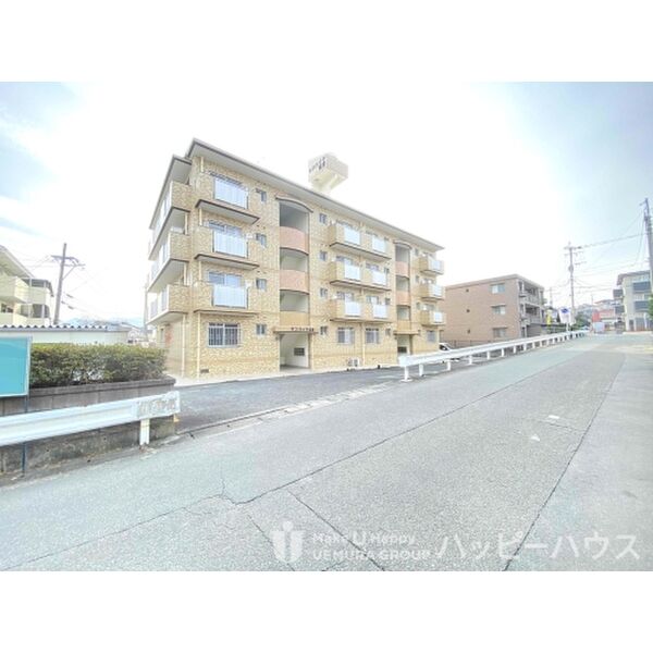 建物外観　現況優先です。