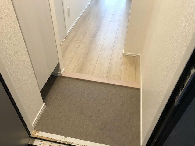 玄関　落ち着いた玄関です