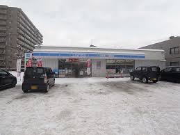 コンビニ　ローソン札幌美園2条六丁目店（コンビニ）まで191m