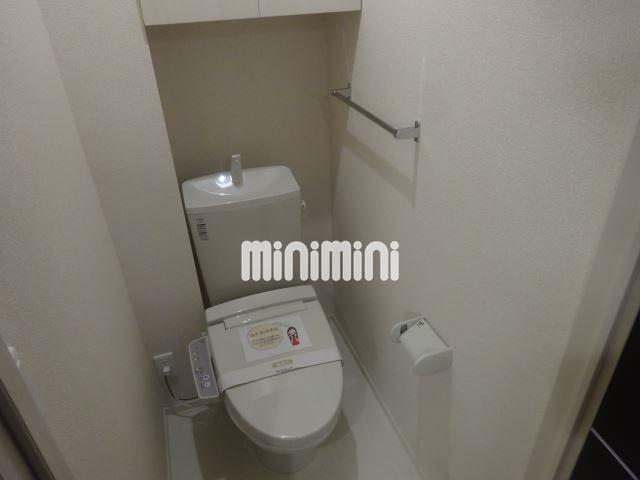 トイレ　シャワートイレです。