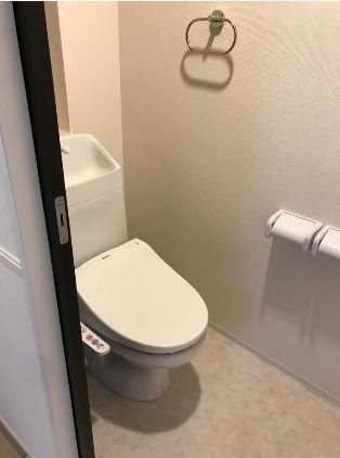 トイレ　同型物件参考写真
