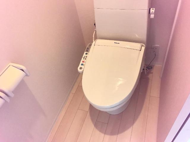 トイレ　シャワー付トイレ