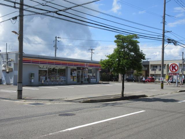 コンビニ　サークルＫ金沢上荒屋店（コンビニ）まで533m