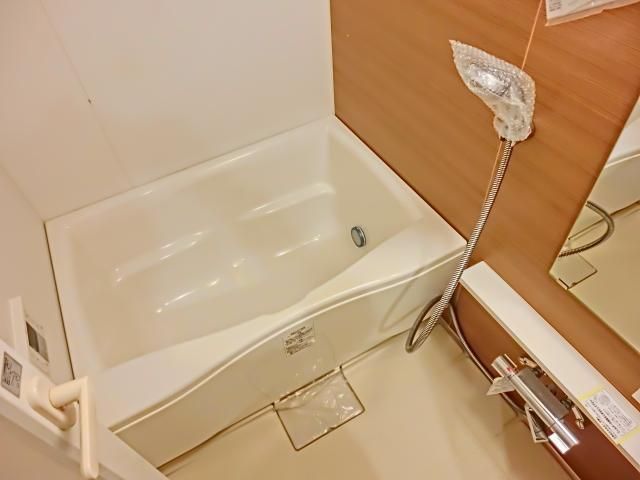 バス・シャワールーム　浴室乾燥機付お風呂★