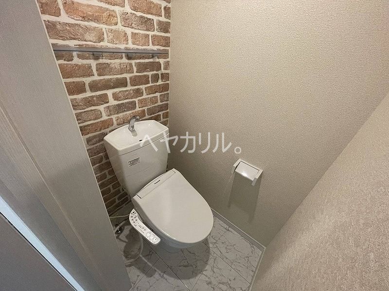 トイレ　同シリーズ参考写真