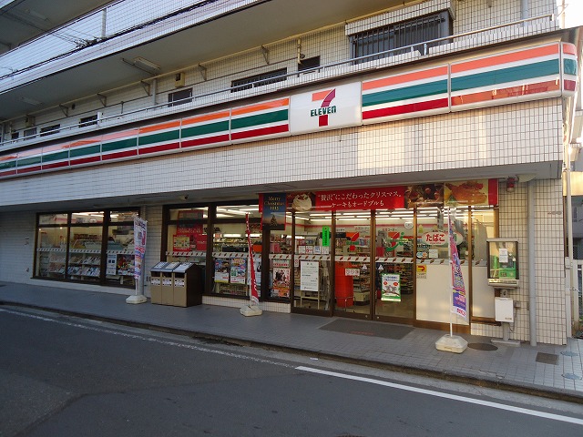 コンビニ　セブンイレブン「横浜太尾町店」（コンビニ）まで111m