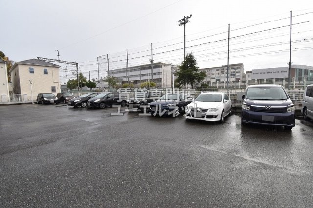 駐車場　敷地内駐車場