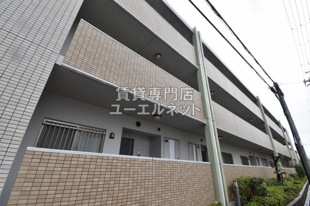 建物外観　キレイな外観