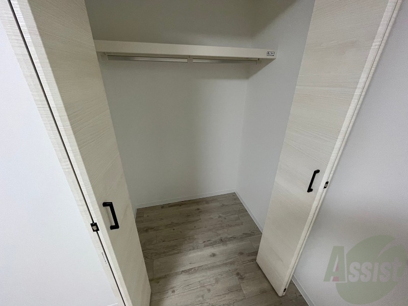 収納　収納もバッチリあるのでお部屋が片付きますよ！