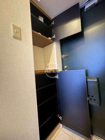 その他　ゼフェロス南堀江 　玄関収納