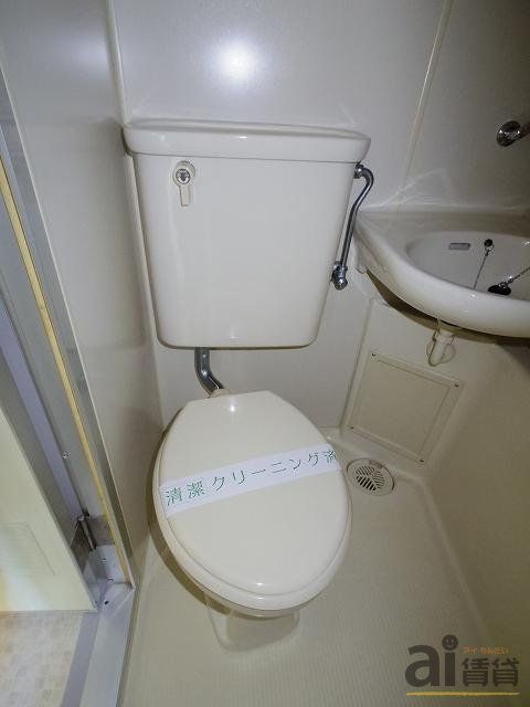 トイレ　※同仕様写真です
