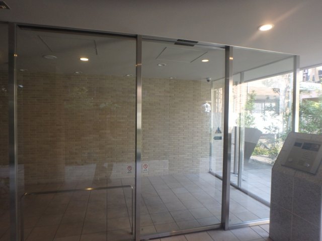 エントランス　入口部分