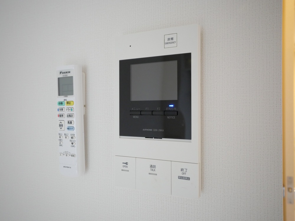 セキュリティ　モニター付きインターホンです