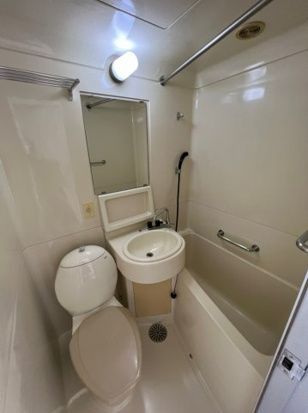 バス・シャワールーム　※全て別号室のお写真。内装等参考にしてください。