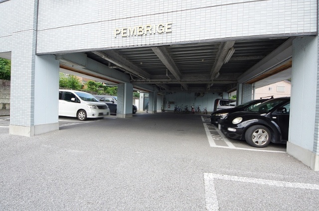 駐車場　駐車場