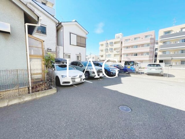駐車場　駐車場です。