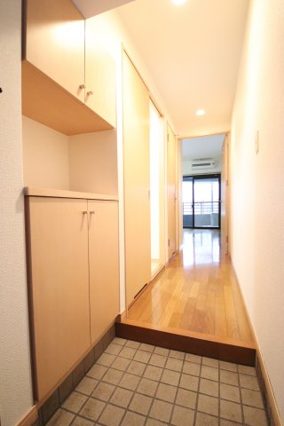 玄関　きれいな玄関です