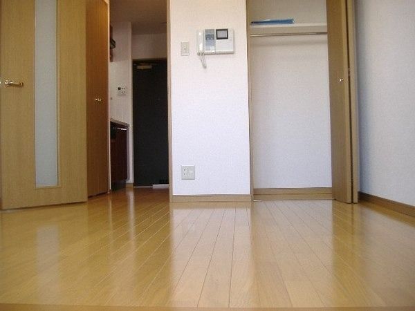 居室・リビング　収納もしっかりあるお部屋です♪