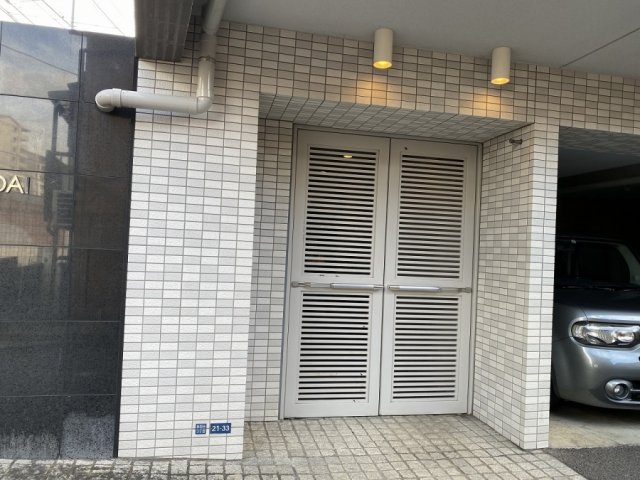 エントランス　ラ・エテルノ赤羽台　北区赤羽台3