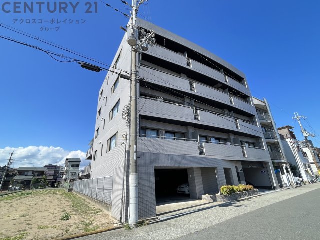 建物外観　敷地内に駐輪場があります！